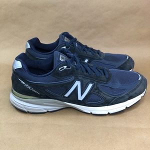 New Balance Men’s 990v4 (No Insoles) See photos.